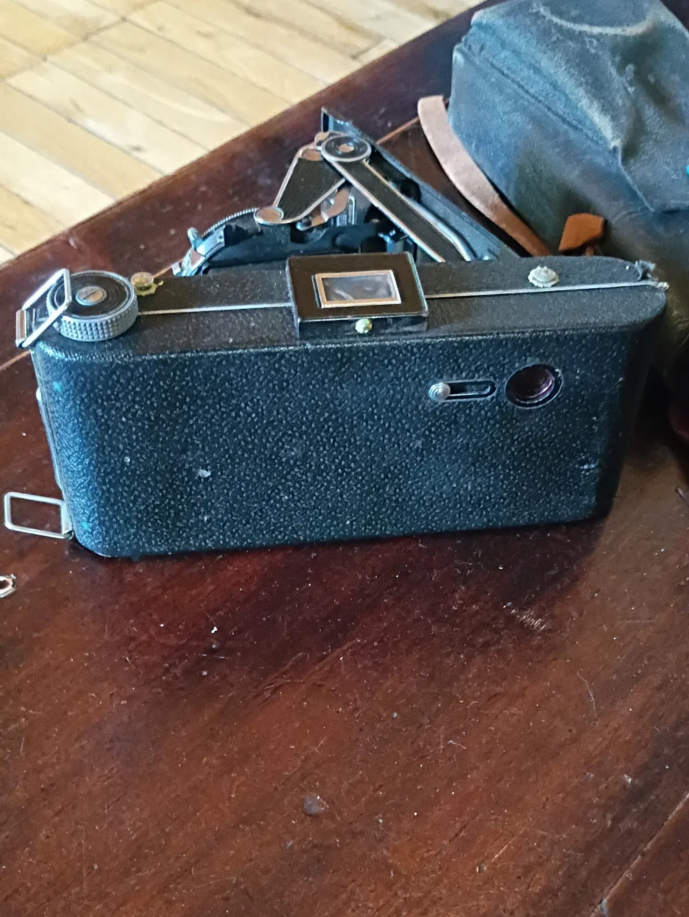 Vintage Folding Bellows Camera in Black with Case
